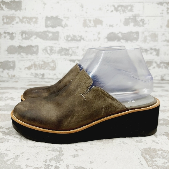 New Eileen Fisher Loti Brown Leather Platform Clogs T588 - Picture 1 of 12